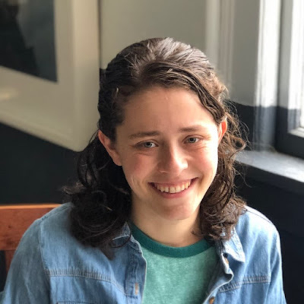 Meet your Posher, Shira